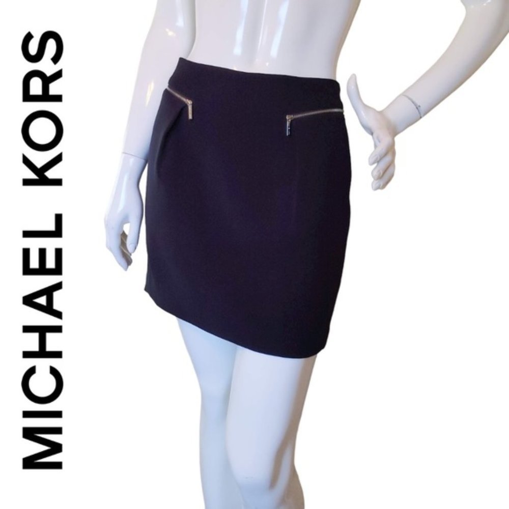 Michael Kors Black Mini Skirt with Front Zipper Detail - Picture 1 of 12